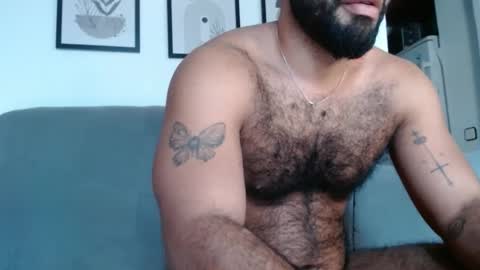 Snapshot of riko_wolf chatting on 11.08.25 Riko online show from 11.08.25