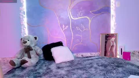 Snapshot of riley_skye_ chatting on 05.02.26 RAILEY online show from 05.02.26