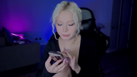 rileymee online show from 12.03.25