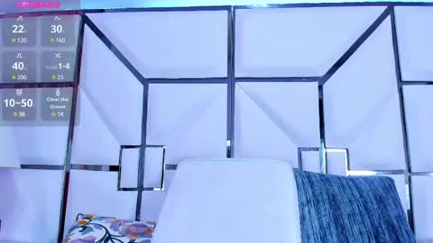 Riley online show from 02.12.25