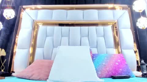 Riley online show from 09.18.25