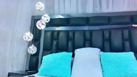 Riley online show from 02.11.26