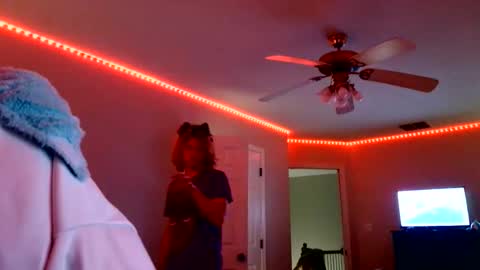 TheRealCatNoir online show from 05.21.26