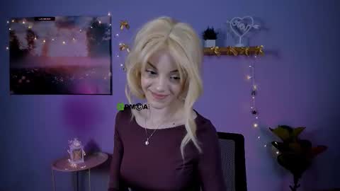 Rina online show from 12.22.25