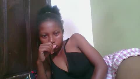 Snapshot of rinah654271 chatting on 02.04.26 rinah654271 online show from 02.04.26