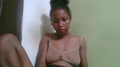 Snapshot of rinah654271 chatting on 02.19.26 rinah654271 online show from 02.19.26