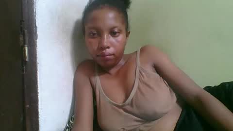 Snapshot of rinah654271 chatting on 03.01.26 rinah654271 online show from 03.01.26