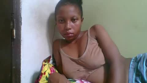 Snapshot of rinah654271 chatting on 03.04.26 rinah654271 online show from 03.04.26