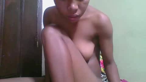 Snapshot of rinah654271 chatting on 03.09.26 rinah654271 online show from 03.09.26