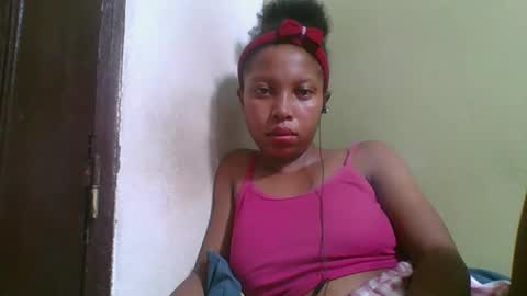 Snapshot of rinah654271 chatting on 03.16.26 rinah654271 online show from 03.16.26