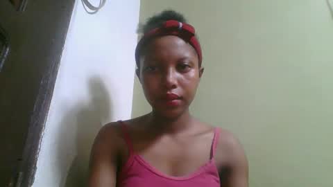 Snapshot of rinah654271 chatting on 03.22.26 rinah654271 online show from 03.22.26