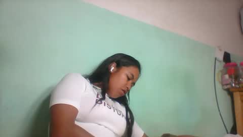 Snapshot of rinah856024 chatting on 01.18.26 rinah856024 online show from 01.18.26