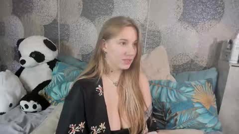 Rina online show from 10.28.25