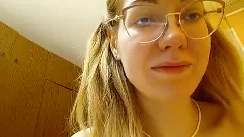 RinettaWilss online show from 12.31.24