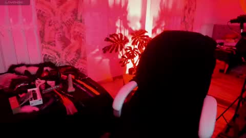 Snapshot of rini_bunny chatting on 09.21.25 rini online show from 09.21.25