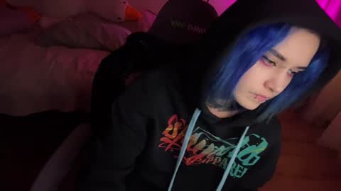 Snapshot of ripper_66 chatting on 12.20.24   DianaBrite            fansl y online show from 12.20.24