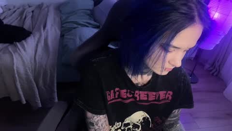 Snapshot of ripper_66 chatting on 02.01.25   DianaBrite            fansl y online show from 02.01.25