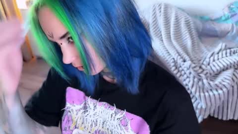 Snapshot of ripper_66 chatting on 09.19.25   DianaBrite            fansl y online show from 09.19.25