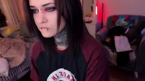   DianaBrite            fansl y online show from 12.04.25