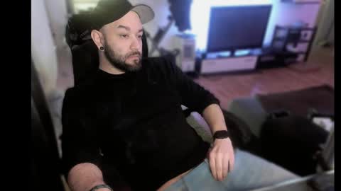 Ask Me online show from 03.04.25