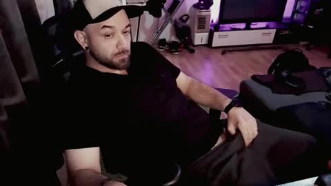 Ask Me online show from 11.02.25