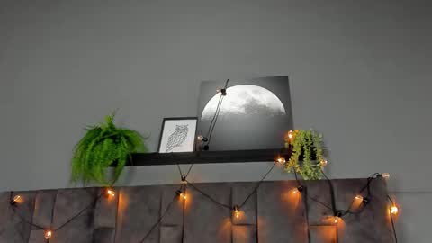 RIRI  online show from 01.05.26