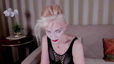 rita_farell online show from 10.08.25