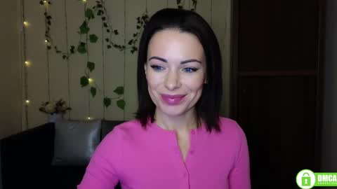 Snapshot of rita_lovyl chatting on 10.28.25 Rita online show from 10.28.25