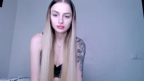 Snapshot of rita_orra chatting on 01.20.25 Rita online show from 01.20.25