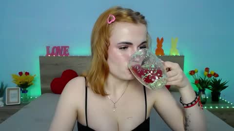 Snapshot of ritakiskis chatting on 03.08.25 ritakiskis online show from 03.08.25