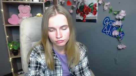 Snapshot of ritakiskis chatting on 05.26.26 ritakiskis online show from 05.26.26