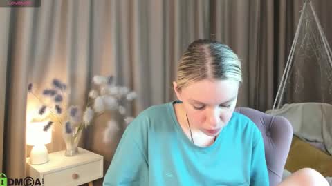 river_stoynee online show from 10.24.25