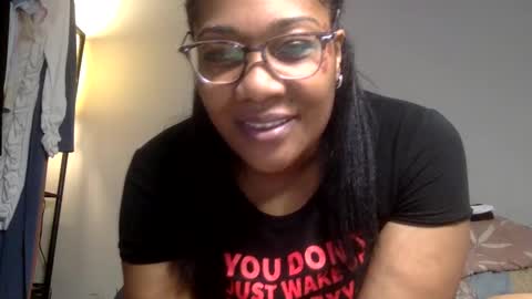 River Saint online show from 12.11.24