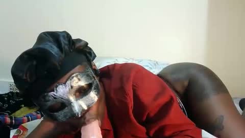 Snapshot of rlessing chatting on 09.25.25 rlessing online show from 09.25.25