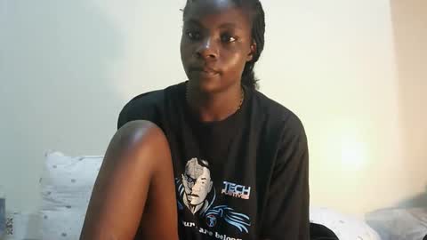 Snapshot of rlessing2 chatting on 02.15.26 rlessing2 online show from 02.15.26