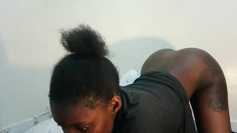 Snapshot of rlessing2 chatting on 02.18.26 rlessing2 online show from 02.18.26