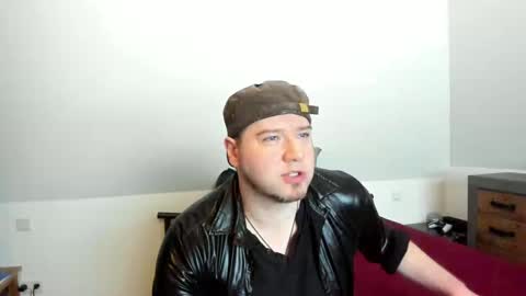 rlplover9 online show from 12.24.24