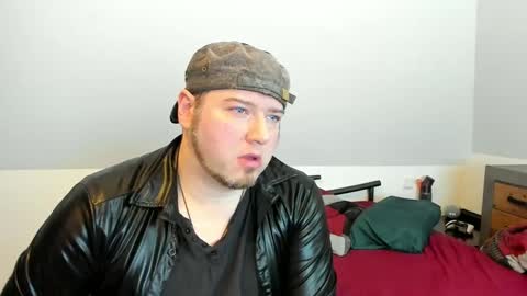 rlplover9 online show from 01.18.25