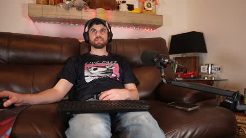 Ryan aka KeylimeRy online show from 12.20.24