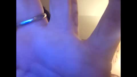 Snapshot of rnrbeauty99 chatting on 10.23.25 rnrbeauty99 online show from 10.23.25