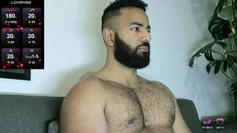 SebasRoa online show from 09.30.25