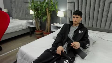 Roan Birkin online show from 02.16.25