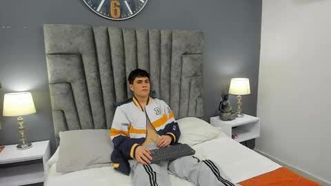 Roan Birkin online show from 02.24.25