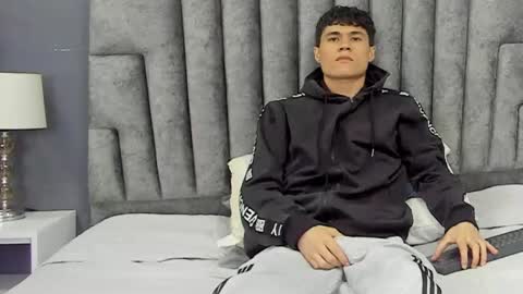 Roan Birkin online show from 03.02.25