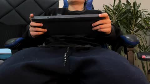 Roan Birkin online show from 03.31.26