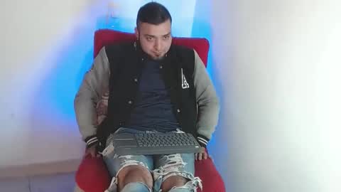 Stiven - online show from 01.10.25