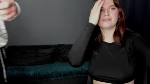 Snapshot of robert_lisa chatting on 12.10.24 Lisa and Robert i am online all days 900 am GMT3 online show from 12.10.24