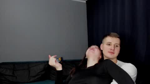 Snapshot of robert_lisa chatting on 12.10.24 Lisa and Robert i am online all days 900 am GMT3 online show from 12.10.24