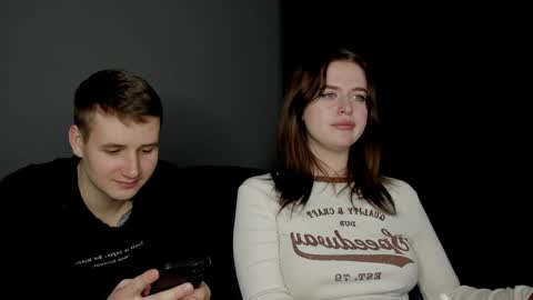 Snapshot of robert_lisa chatting on 12.24.24 Lisa and Robert i am online all days 900 am GMT3 online show from 12.24.24