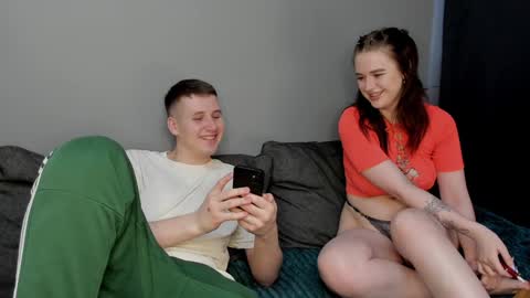 Snapshot of robert_lisa chatting on 02.02.25 Lisa and Robert i am online all days 900 am GMT3 online show from 02.02.25